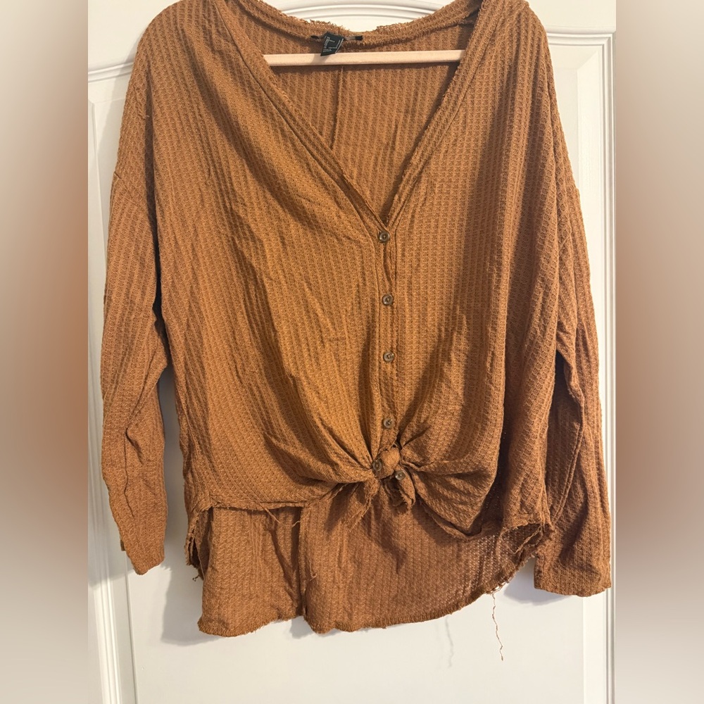 Forever 21 Mustard/tan Tie Front Button Down Top Size Large